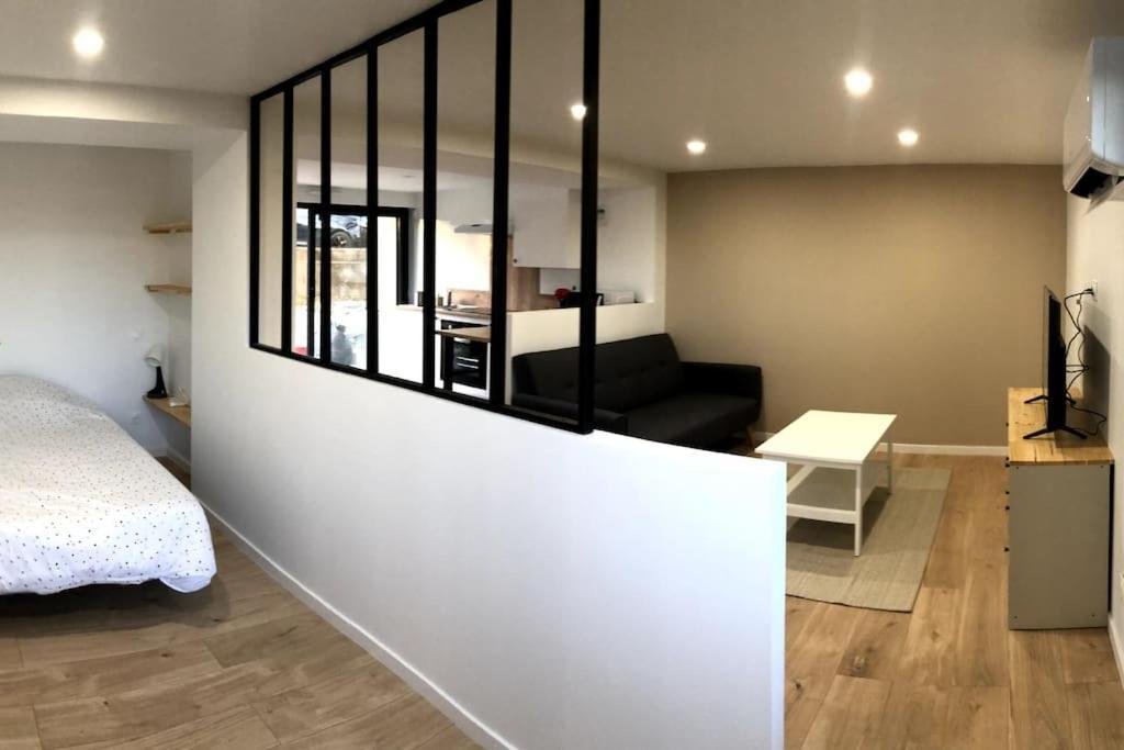 Ferienwohnung Immeuble Renove Au Centre D'Auch. Exterior foto