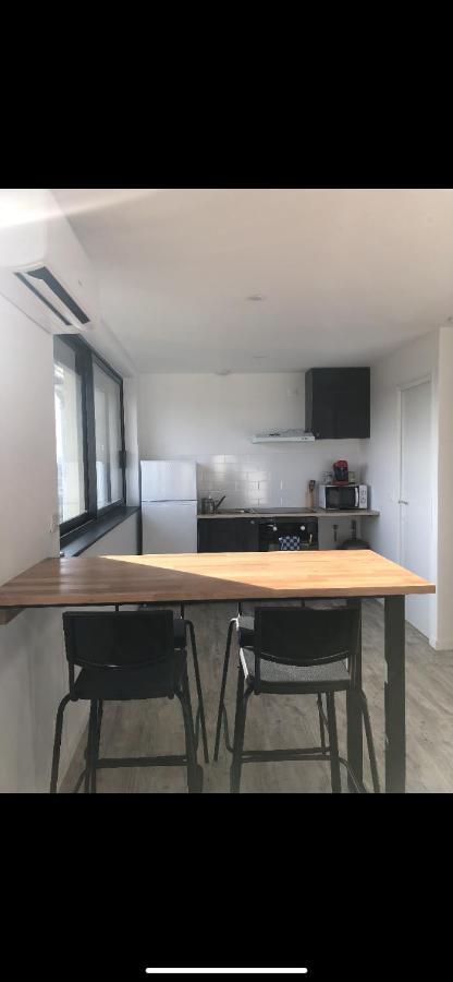 Ferienwohnung Immeuble Renove Au Centre D'Auch. Exterior foto